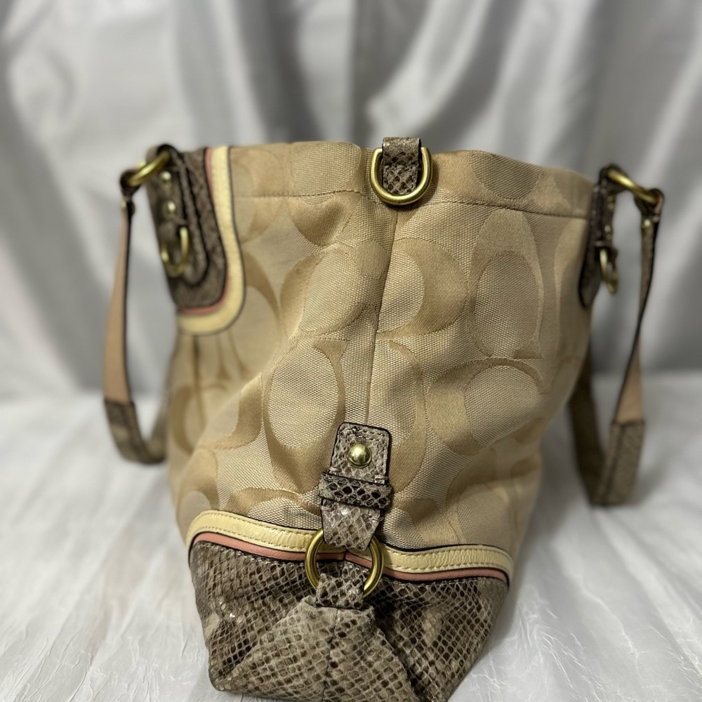 Coach tan and python bag - Picture 9 of 10